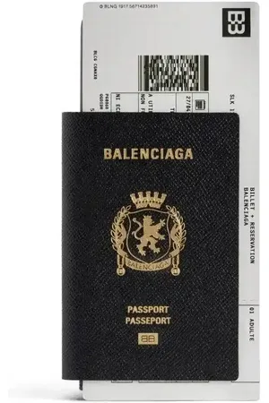 Balenciaga Portafoglio Passport in pelle