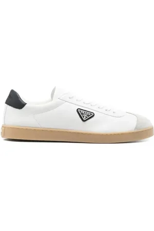 Prada Sneakers in pelle