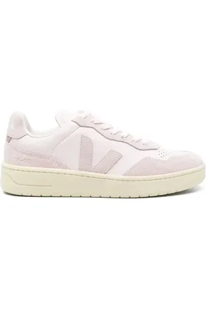Veja Sneakers V-90