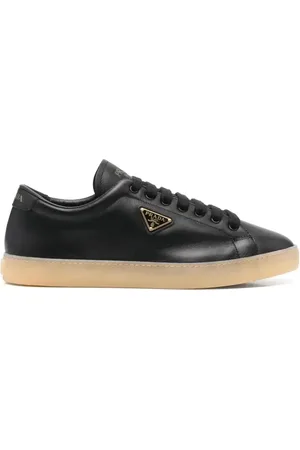 Prada Sneakers con logo