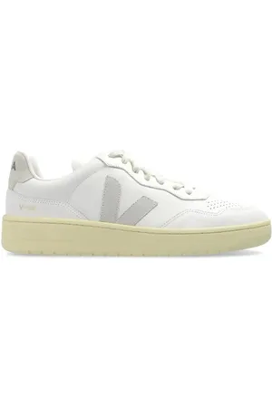 Veja Sneakers V90