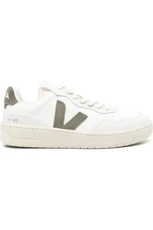 Veja Sneakers V-90