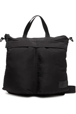Calvin Klein Porta PC Metro Nylon Helmet Bag LV04G3130G