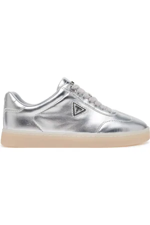 Guess Sneakers FLJJAZLEM12