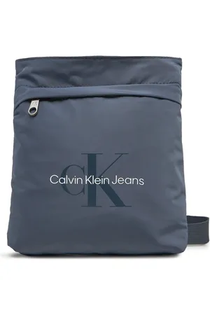 Calvin Klein Borsellino Sport Essentials Flatpack 18 LV04G3030G