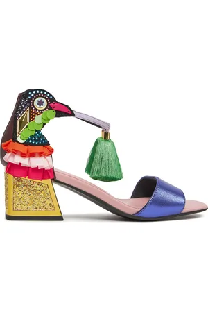 Kat Maconie Sandali Kay