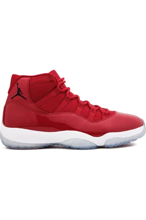 Jordan Sneakers 