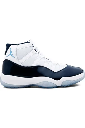 Jordan Sneakers 