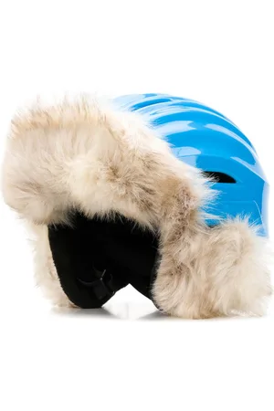 Perfect Moment Casco Polar Bear