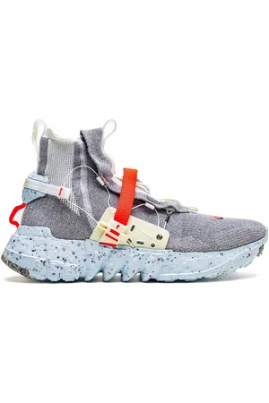 Nike Sneakers Space Hippie 03