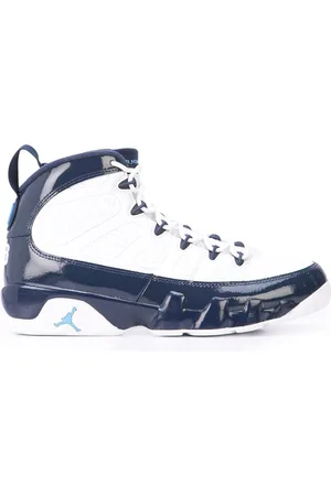 Jordan Sneakers con logo