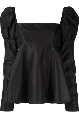 Macgraw Top Romantic