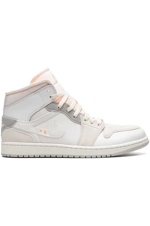 Jordan "Sneakers Air 1 Mid ""Inside Out"" "