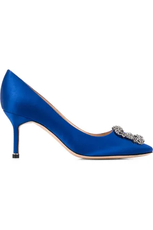Manolo Blahnik Pumps con fibbia Hangisi