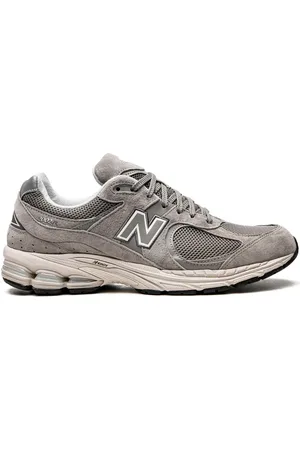 New Balance Sneakers 2002R