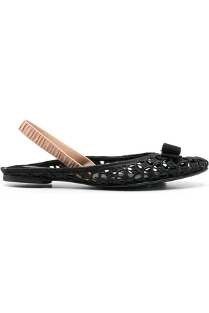 Salvatore Ferragamo Ballerine Varina con cinturino posteriore