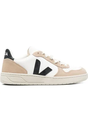 Veja Sneakers V-10 ChromeFree