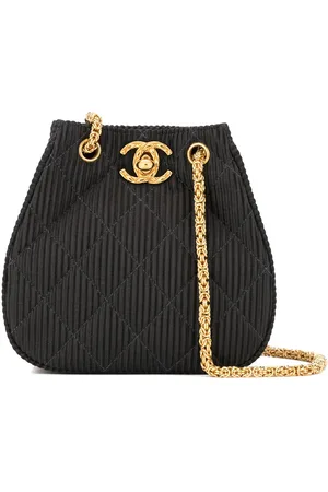 CHANEL Borsa a spalla con lavorazione in rilievo