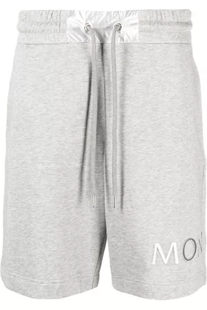 Moncler Uomo Pantaloncini - Logo-print drawstring shorts - Grigio