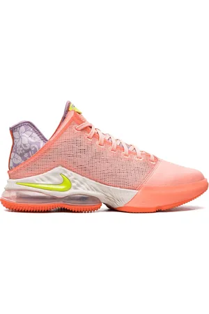 Nike "Sneakers LeBron XIX Low ""Atomic"""