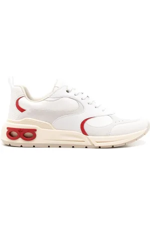 Salvatore Ferragamo Sneakers con logo caratteristico Gancini