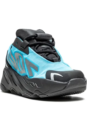 adidas Sneakers Yeezy Boost 700 MNVN