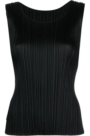 PLEATS PLEASE ISSEY MIYAKE Top Monthly Colors May