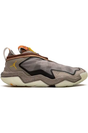Jordan Sneakers x Honor The Gift Why Not Zer0.6 Inner City