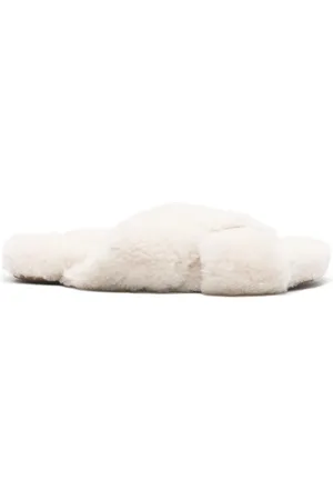 YVES SALOMON Slippers in shearling con design a incrocio
