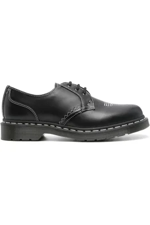 Dr. Martens Derby con cuciture a contrasto