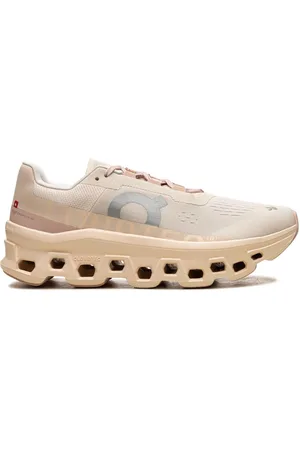 On Running Sneakers Cloudmonster