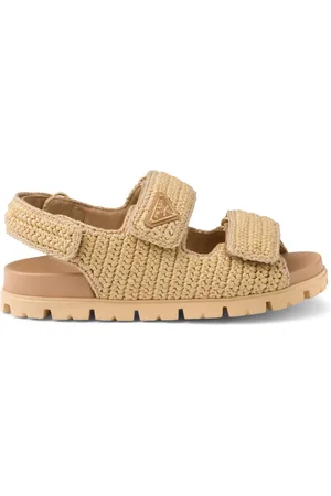 Prada Sandali con placca logo