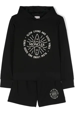 Moncler Set shorts con logo gommato