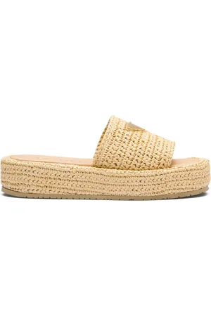 Prada Sandali in rafia con applicazione logo