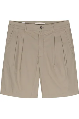 Norse projects Bermuda con pieghe