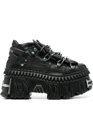 Vetements Sneakers x New Rock