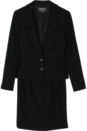 CHANEL Tailleur con gonna CC anni 