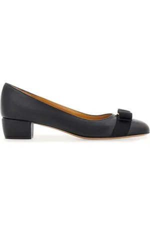 Salvatore Ferragamo Pumps Vara 30mm in pelle