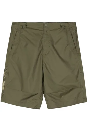Maharishi Shorts con ricamo