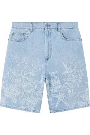 VERSACE Shorts denim con stampa Barocco Sea