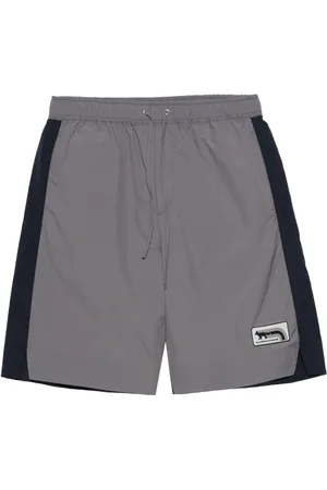 Maison Kitsuné Shorts sportivi con design color-block