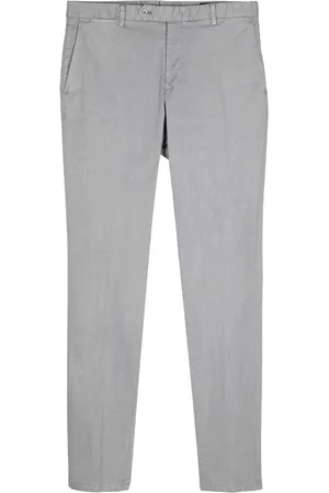 MAN ON THE BOON. Chino