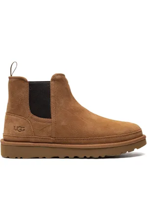 UGG Stivaletti con logo