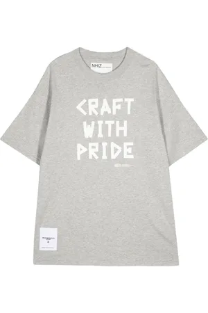 Izzue T-shirt Craft With Pride