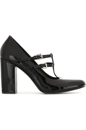 Macgraw Pumps Aviary