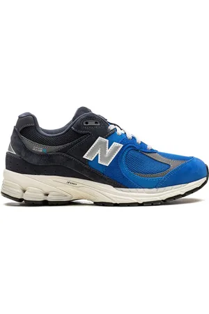 New Balance Sneakers 2002R
