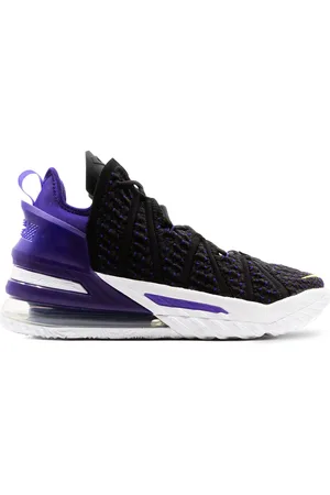 Nike Sneakers alte Lebron 18