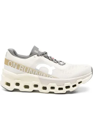 On Running Sneakers Cloudmonster 2