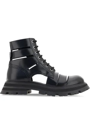 Alexander McQueen Anfibi Wander con dettaglio cut-out