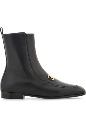 Salvatore Ferragamo Stivaletti con fibbia Vara